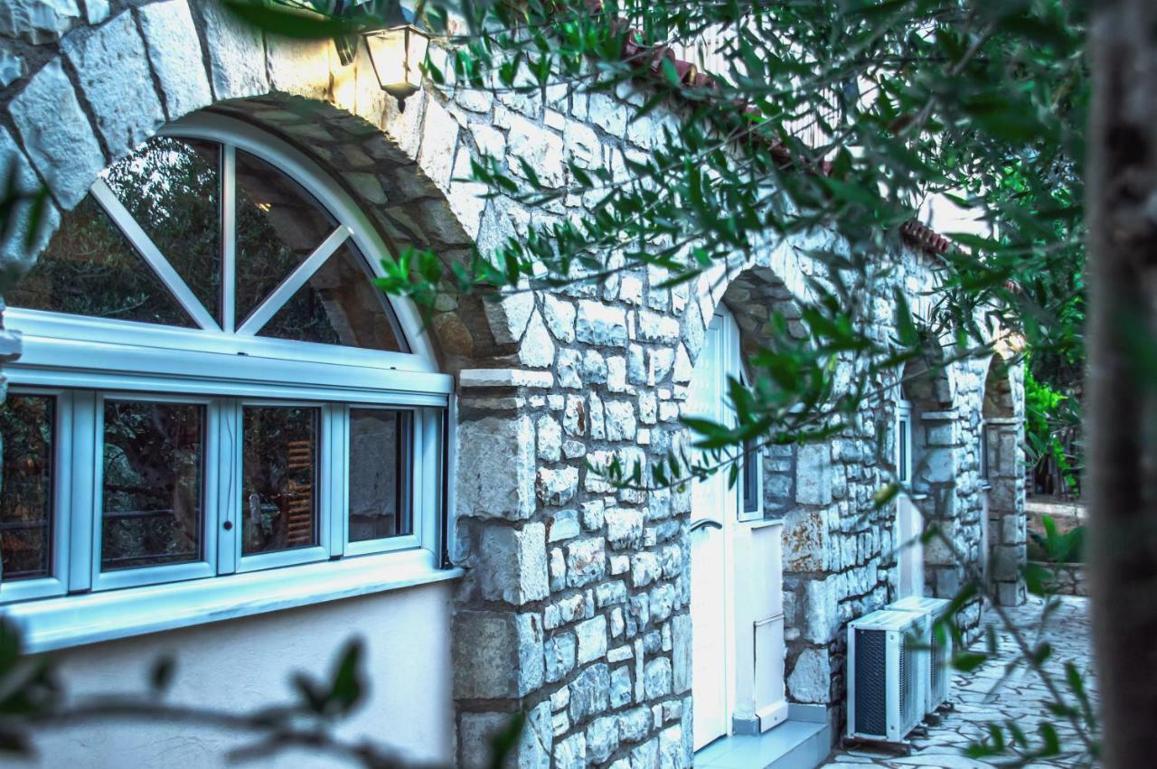 Kamares Suites Kalamata Exteriör bild