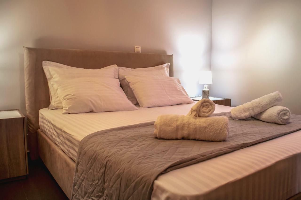 Kamares Suites Kalamata Exteriör bild